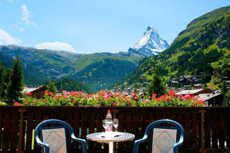 The Christiania Mountain Spa Resort Zermatt Exterior photo